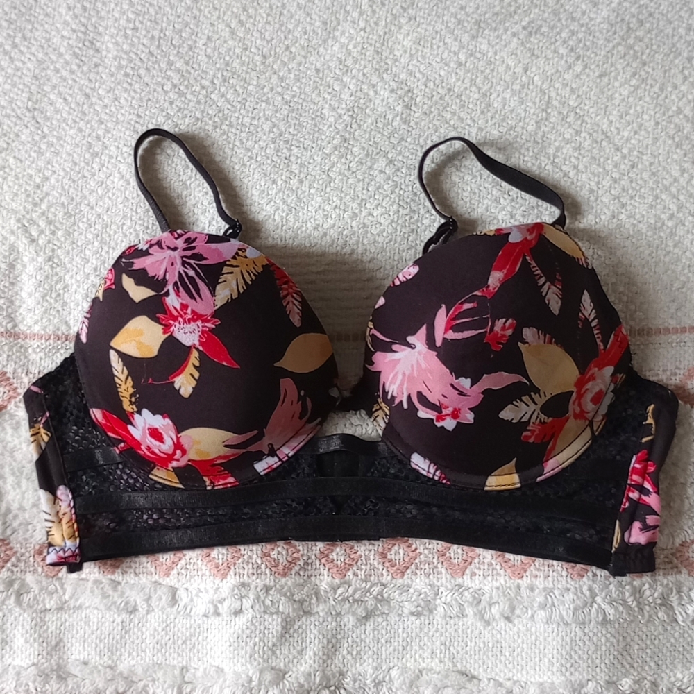 XOXO 36C Floral Black Push-up Bra